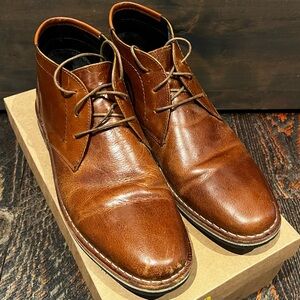 Steve Madden Tan Leather Chukka Boots